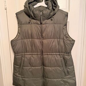 Women's long length Olive Puffer Vest, 2x